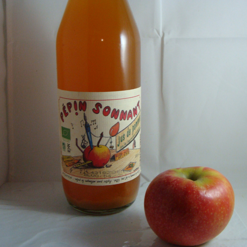 Jus de Pomme Bio - Du Panier à l'Assiette Jus de Pomme Bio - Du Panier à l'Assiette