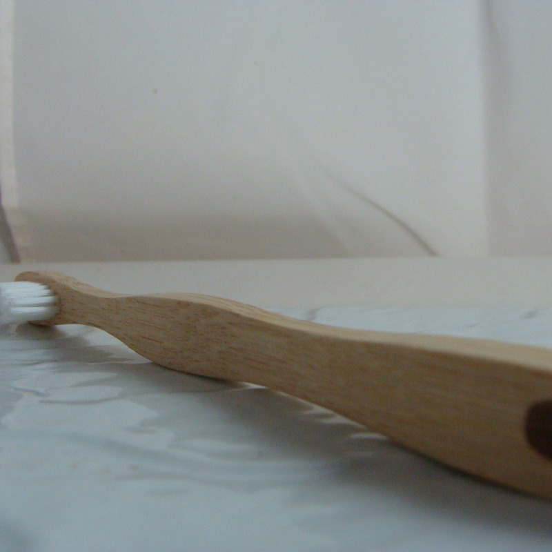 Brosse à Dents - Du Panier à l'Assiette Brosse à Dents - Du Panier à l'Assiette