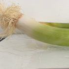 poireau bio- Du Panier à l'Assiette poireau bio- Du Panier à l'Assiette